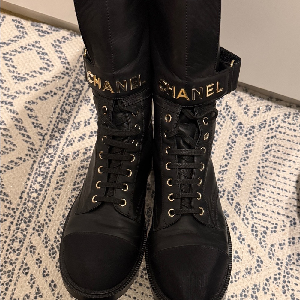 CHANEL Black and Gold Leather Boots AUTHENTIC size 10.5 - Picture 8 of 11